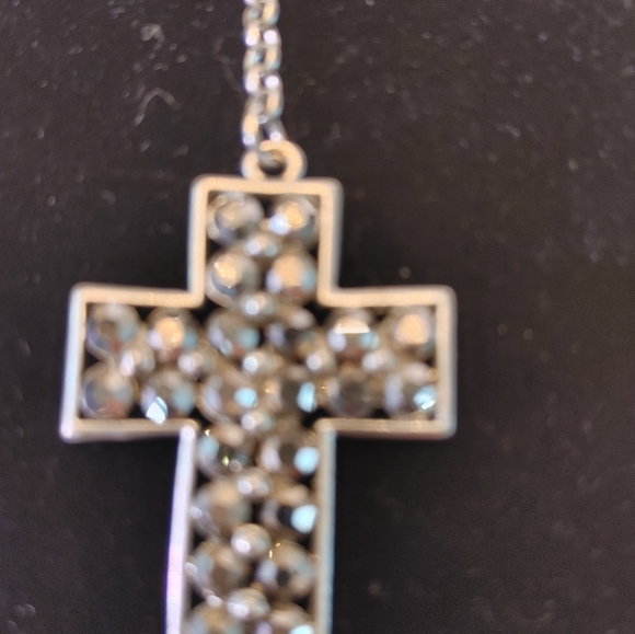 Cross beaded necklace - Picture 2 of 5